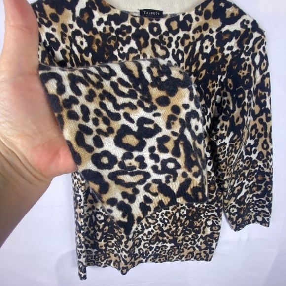 Talbots women's Sz: M pure Cashmere animal print pullover sweater crew neck - Picture 3 of 11